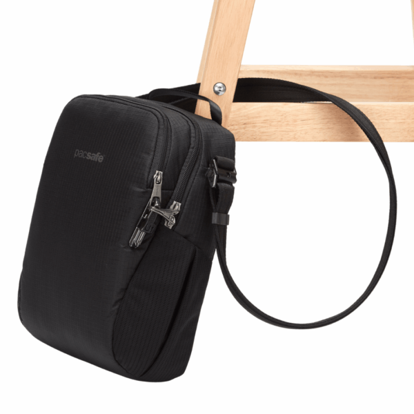 Skuldertaske - Pacsafe Vibe 200 - 7,5 liter - Image 6